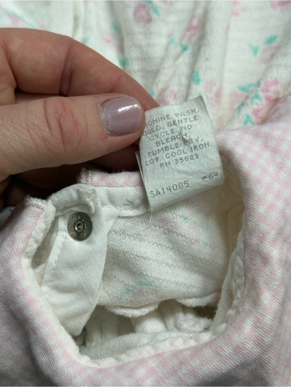 Vintage 1960s 1970s Baby Dior baby girl 0-3 months romper - Picture 9 of 9